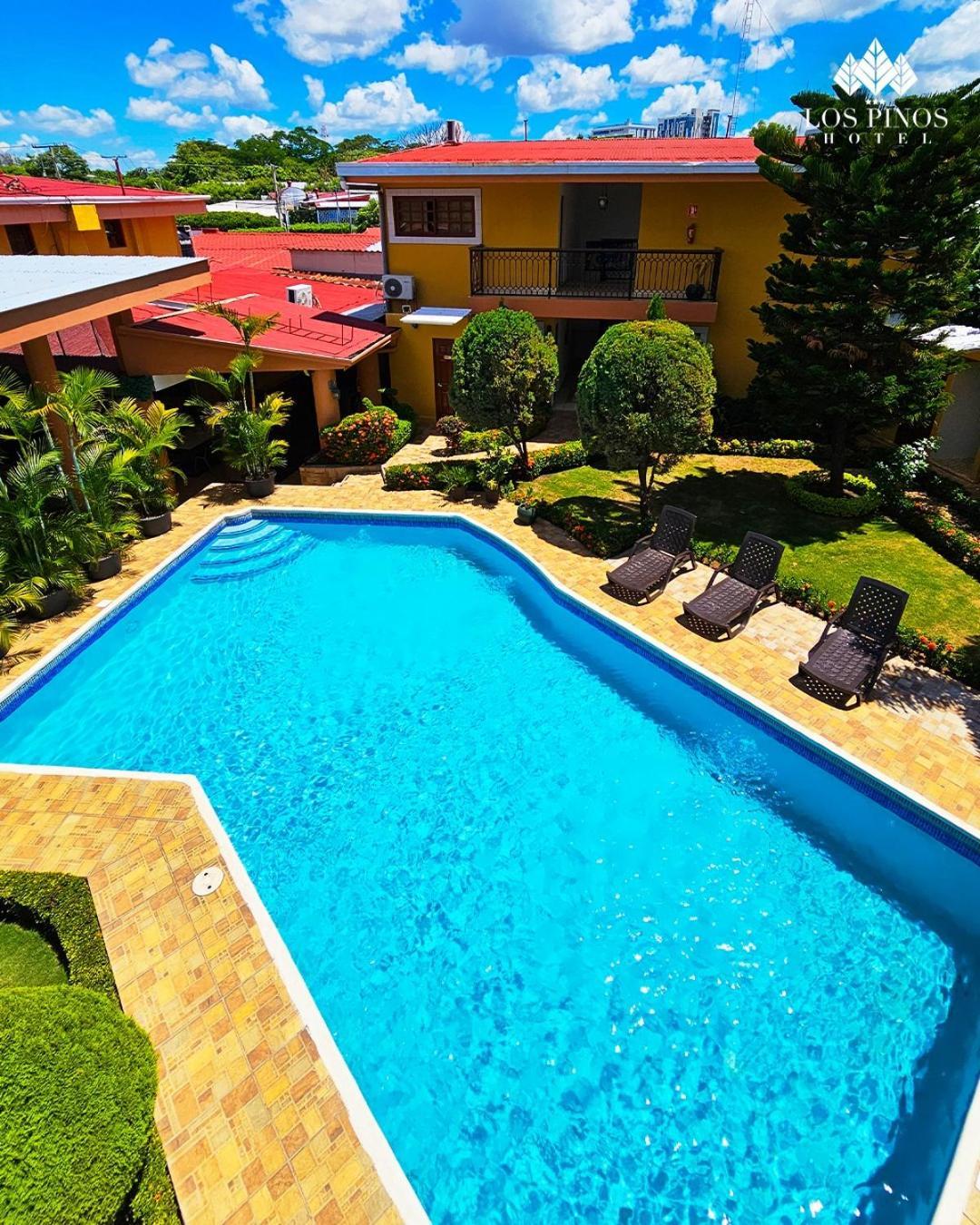 Hotel Los Pinos Манагуа Экстерьер фото