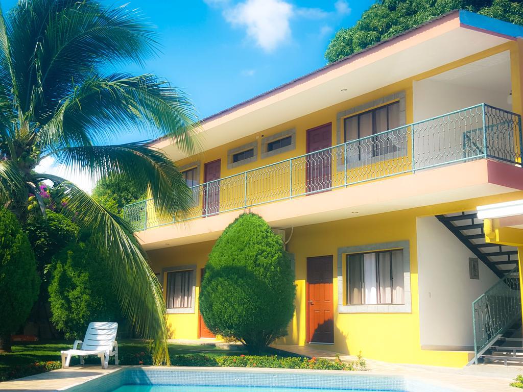 Hotel Los Pinos Манагуа Экстерьер фото