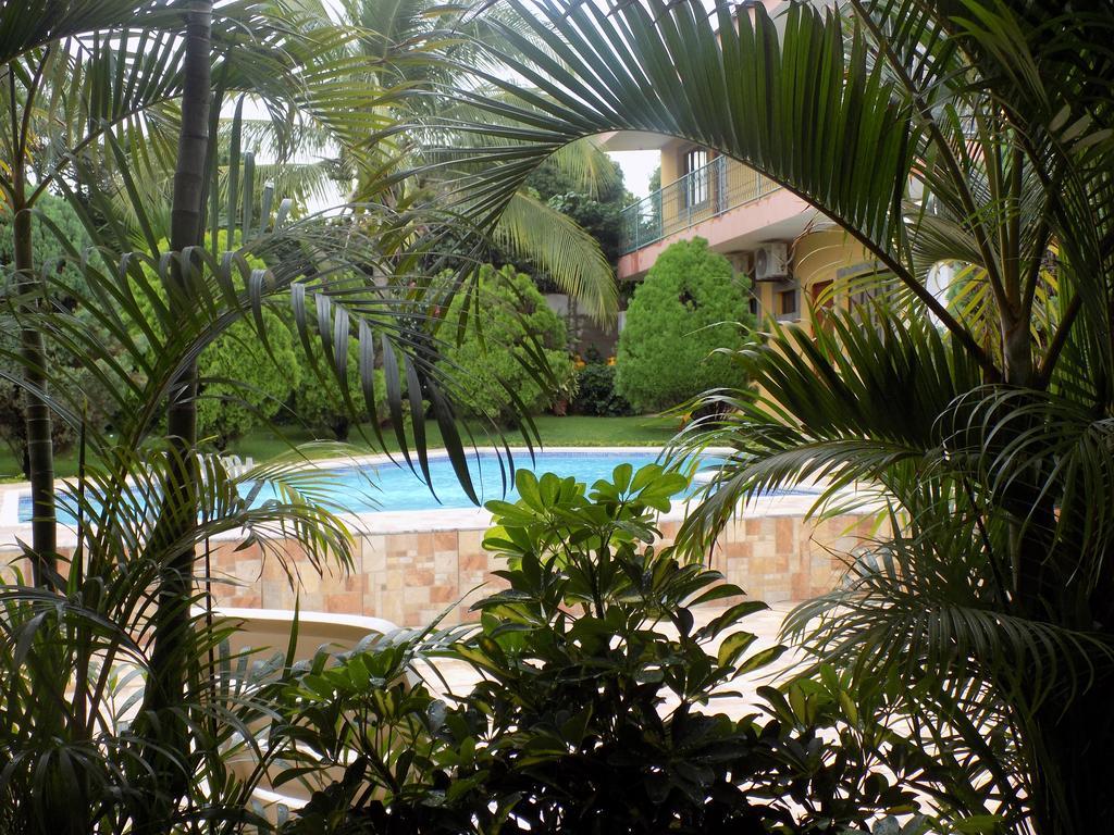 Hotel Los Pinos Манагуа Экстерьер фото