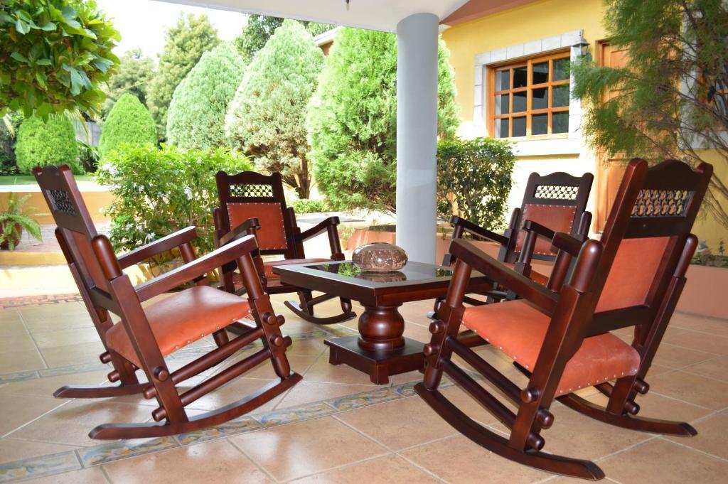 Hotel Los Pinos Манагуа Экстерьер фото