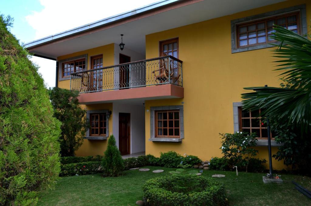 Hotel Los Pinos Манагуа Экстерьер фото