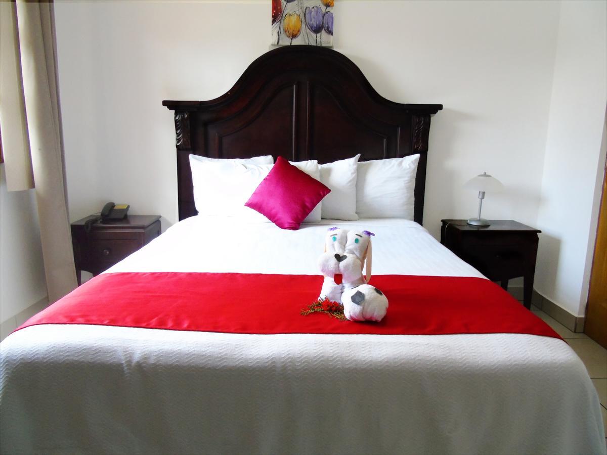 Hotel Los Pinos Манагуа Экстерьер фото