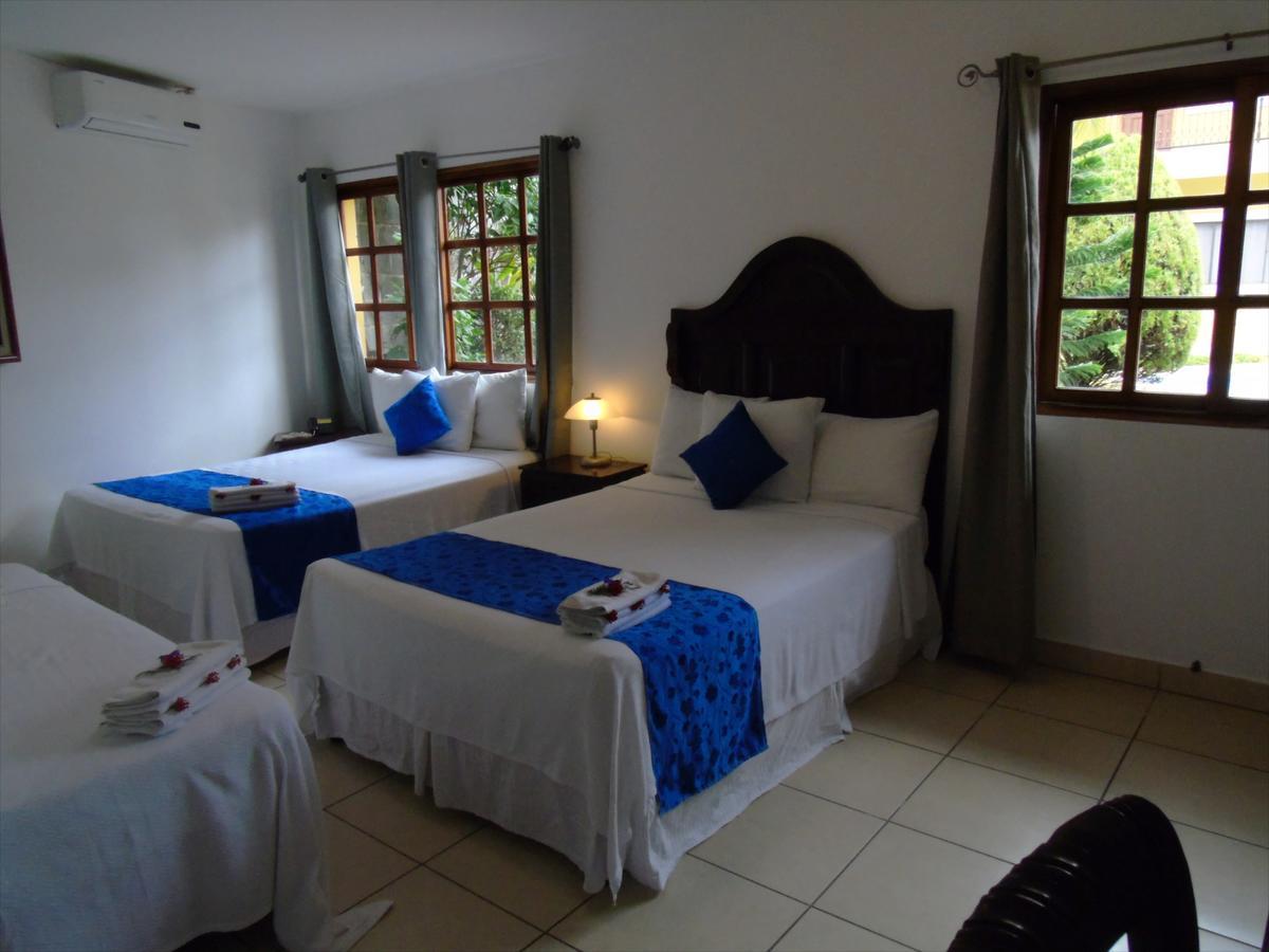 Hotel Los Pinos Манагуа Экстерьер фото