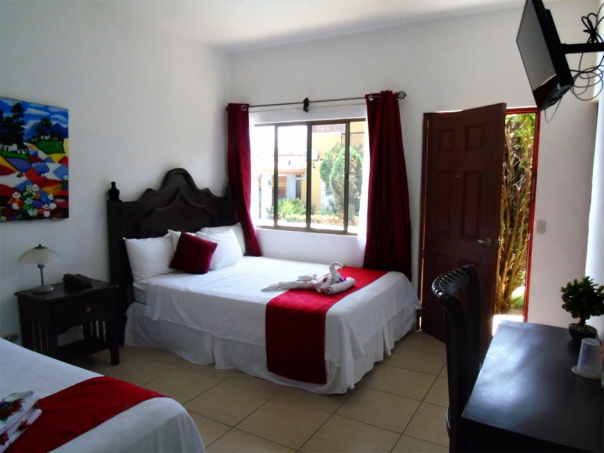 Hotel Los Pinos Манагуа Экстерьер фото