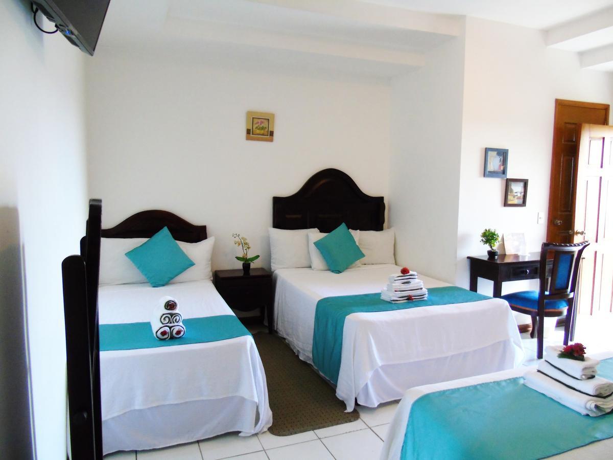 Hotel Los Pinos Манагуа Экстерьер фото